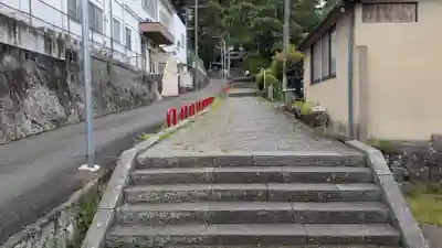 八幡朝見神社の景色