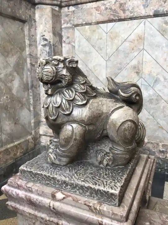 築地本願寺(本願寺築地別院)の狛犬