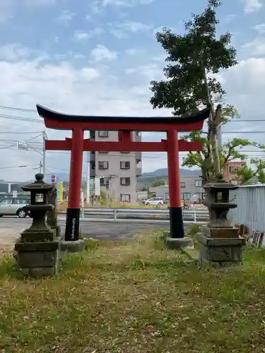 八房神社の鳥居