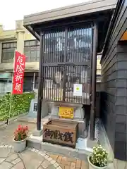 高市神社の本殿