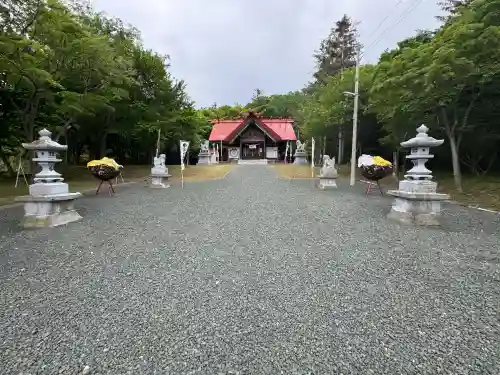 上常呂神社の{uncategorized: "未分類", other: "その他", undefined: "問題あり", building: "その他建物", grave: "お墓", sacred_gate: "鳥居", guardian: "狛犬", statue: "像", buddha: "仏像", history: "歴史", nature: "自然", garden: "庭園", animal: "動物", pagoda: "塔", temizu: "手水舎", mountain_gate: "山門・神門", sanctuary: "本殿・本堂", subordinate: "末社・摂社", art: "芸術", scenery: "景色", jizo: "地蔵", ema: "絵馬", goshuin: "御朱印", omikuji: "おみくじ", items: "授与品その他", amulet: "お守り", goshuincho: "御朱印帳", eats: "食事", festival: "お祭り", votive_dance: "神楽", shichigosan: "七五三参", wedding: "結婚式", experience: "体験その他", initially: "初詣", around: "周辺", anti_infection: "感染症対策"}