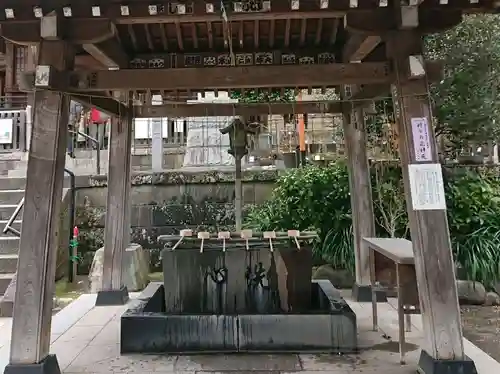 瀬戸神社の手水舎