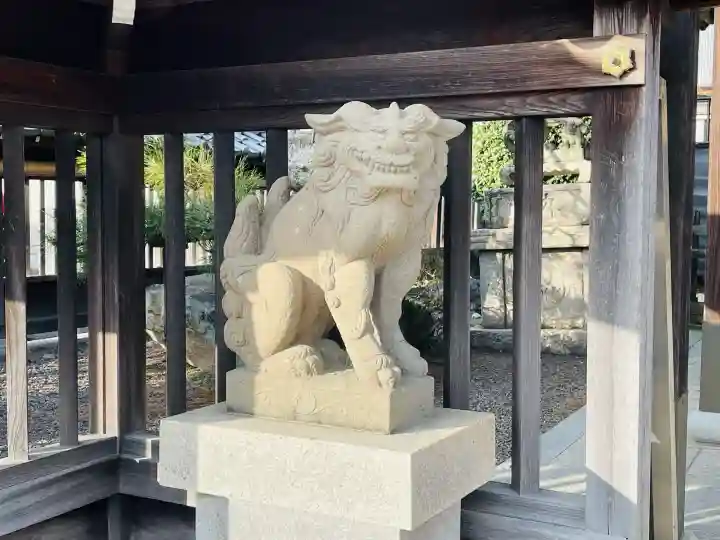 國造神社の{uncategorized: "未分類", other: "その他", undefined: "問題あり", building: "その他建物", grave: "お墓", sacred_gate: "鳥居", guardian: "狛犬", statue: "像", buddha: "仏像", history: "歴史", nature: "自然", garden: "庭園", animal: "動物", pagoda: "塔", temizu: "手水舎", mountain_gate: "山門・神門", sanctuary: "本殿・本堂", subordinate: "末社・摂社", art: "芸術", scenery: "景色", jizo: "地蔵", ema: "絵馬", goshuin: "御朱印", omikuji: "おみくじ", items: "授与品その他", amulet: "お守り", goshuincho: "御朱印帳", eats: "食事", festival: "お祭り", votive_dance: "神楽", shichigosan: "七五三参", wedding: "結婚式", experience: "体験その他", initially: "初詣", around: "周辺", anti_infection: "感染症対策"}