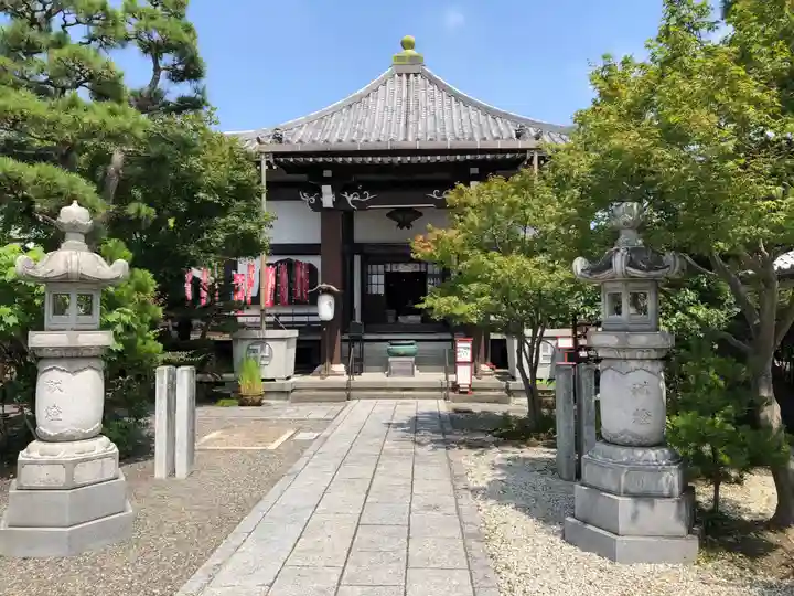 頭陀寺の本殿・本堂