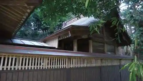 主石神社の本殿