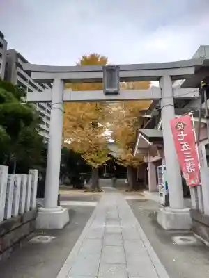 青砥神社の{uncategorized: "未分類", other: "その他", undefined: "問題あり", building: "その他建物", grave: "お墓", sacred_gate: "鳥居", guardian: "狛犬", statue: "像", buddha: "仏像", history: "歴史", nature: "自然", garden: "庭園", animal: "動物", pagoda: "塔", temizu: "手水舎", mountain_gate: "山門・神門", sanctuary: "本殿・本堂", subordinate: "末社・摂社", art: "芸術", scenery: "景色", jizo: "地蔵", ema: "絵馬", goshuin: "御朱印", omikuji: "おみくじ", items: "授与品その他", amulet: "お守り", goshuincho: "御朱印帳", eats: "食事", festival: "お祭り", votive_dance: "神楽", shichigosan: "七五三参", wedding: "結婚式", experience: "体験その他", initially: "初詣", around: "周辺", anti_infection: "感染症対策"}