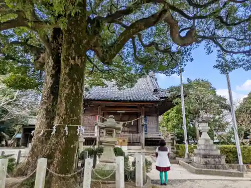 西神明神社の本殿