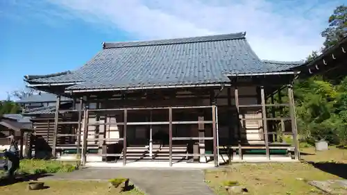 顕海寺の本殿