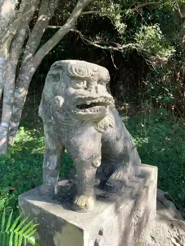 海津見神社の狛犬