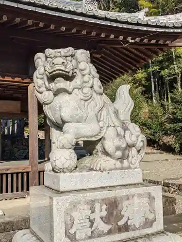 伊岐神社の狛犬