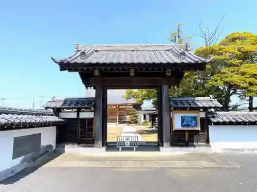 千眼寺の山門・神門