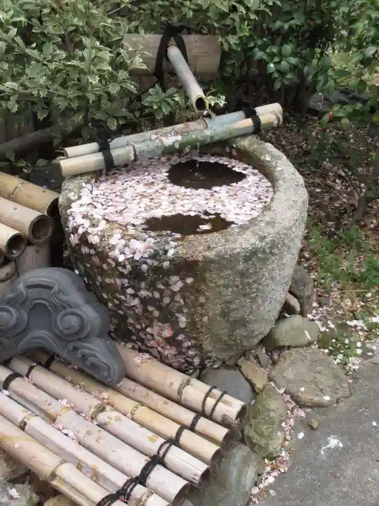 上品蓮台寺の手水舎