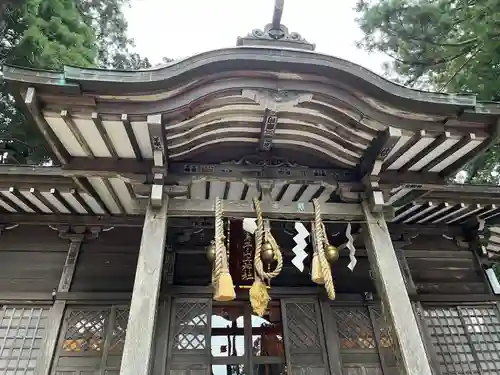 鷲子山上神社の本殿・本堂