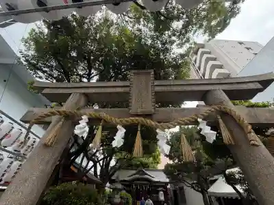 サムハラ神社の{uncategorized: "未分類", other: "その他", undefined: "問題あり", building: "その他建物", grave: "お墓", sacred_gate: "鳥居", guardian: "狛犬", statue: "像", buddha: "仏像", history: "歴史", nature: "自然", garden: "庭園", animal: "動物", pagoda: "塔", temizu: "手水舎", mountain_gate: "山門・神門", sanctuary: "本殿・本堂", subordinate: "末社・摂社", art: "芸術", scenery: "景色", jizo: "地蔵", ema: "絵馬", goshuin: "御朱印", omikuji: "おみくじ", items: "授与品その他", amulet: "お守り", goshuincho: "御朱印帳", eats: "食事", festival: "お祭り", votive_dance: "神楽", shichigosan: "七五三参", wedding: "結婚式", experience: "体験その他", initially: "初詣", around: "周辺", anti_infection: "感染症対策"}