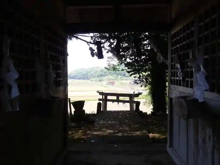 幡井神社の山門・神門