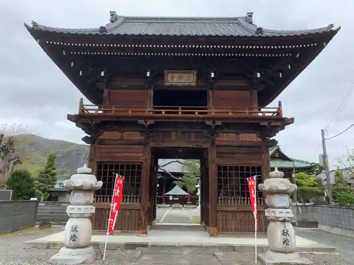 遠妙寺の山門・神門