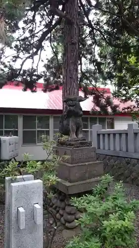 彌彦神社　(伊夜日子神社)の狛犬