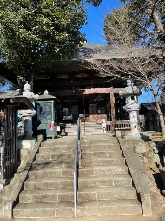 定林寺の本殿・本堂