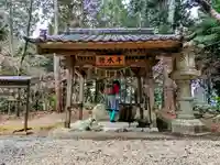 多奈閇神社の手水舎
