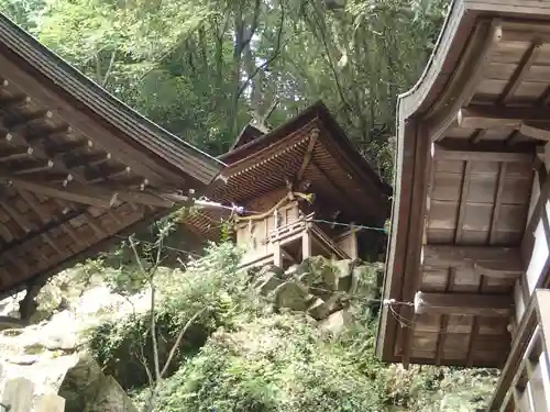 天照大神高座神社の本殿