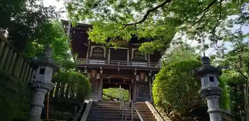 常照寺の山門・神門