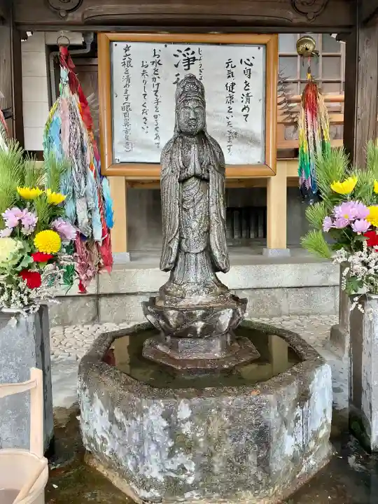 常泉院の{uncategorized: "未分類", other: "その他", undefined: "問題あり", building: "その他建物", grave: "お墓", sacred_gate: "鳥居", guardian: "狛犬", statue: "像", buddha: "仏像", history: "歴史", nature: "自然", garden: "庭園", animal: "動物", pagoda: "塔", temizu: "手水舎", mountain_gate: "山門・神門", sanctuary: "本殿・本堂", subordinate: "末社・摂社", art: "芸術", scenery: "景色", jizo: "地蔵", ema: "絵馬", goshuin: "御朱印", omikuji: "おみくじ", items: "授与品その他", amulet: "お守り", goshuincho: "御朱印帳", eats: "食事", festival: "お祭り", votive_dance: "神楽", shichigosan: "七五三参", wedding: "結婚式", experience: "体験その他", initially: "初詣", around: "周辺", anti_infection: "感染症対策"}