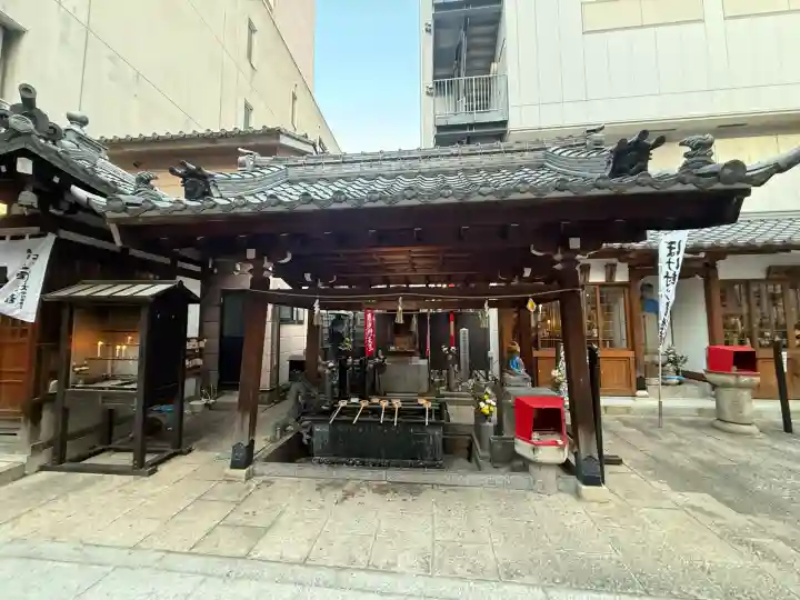 袋町お聖天 福生院の{uncategorized: "未分類", other: "その他", undefined: "問題あり", building: "その他建物", grave: "お墓", sacred_gate: "鳥居", guardian: "狛犬", statue: "像", buddha: "仏像", history: "歴史", nature: "自然", garden: "庭園", animal: "動物", pagoda: "塔", temizu: "手水舎", mountain_gate: "山門・神門", sanctuary: "本殿・本堂", subordinate: "末社・摂社", art: "芸術", scenery: "景色", jizo: "地蔵", ema: "絵馬", goshuin: "御朱印", omikuji: "おみくじ", items: "授与品その他", amulet: "お守り", goshuincho: "御朱印帳", eats: "食事", festival: "お祭り", votive_dance: "神楽", shichigosan: "七五三参", wedding: "結婚式", experience: "体験その他", initially: "初詣", around: "周辺", anti_infection: "感染症対策"}