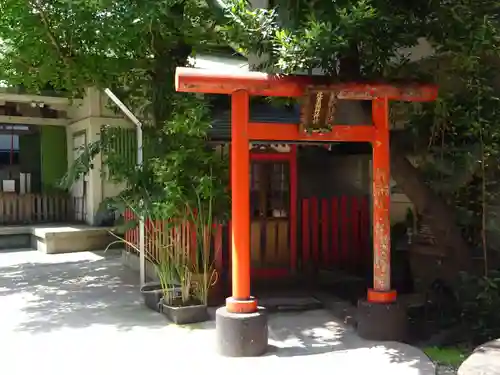 銀杏岡八幡神社の末社