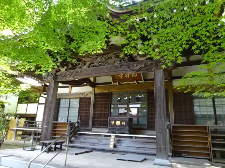 心行寺の本殿・本堂