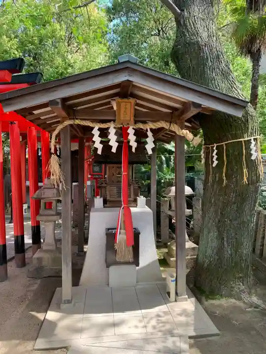 素盞嗚神社の{uncategorized: "未分類", other: "その他", undefined: "問題あり", building: "その他建物", grave: "お墓", sacred_gate: "鳥居", guardian: "狛犬", statue: "像", buddha: "仏像", history: "歴史", nature: "自然", garden: "庭園", animal: "動物", pagoda: "塔", temizu: "手水舎", mountain_gate: "山門・神門", sanctuary: "本殿・本堂", subordinate: "末社・摂社", art: "芸術", scenery: "景色", jizo: "地蔵", ema: "絵馬", goshuin: "御朱印", omikuji: "おみくじ", items: "授与品その他", amulet: "お守り", goshuincho: "御朱印帳", eats: "食事", festival: "お祭り", votive_dance: "神楽", shichigosan: "七五三参", wedding: "結婚式", experience: "体験その他", initially: "初詣", around: "周辺", anti_infection: "感染症対策"}