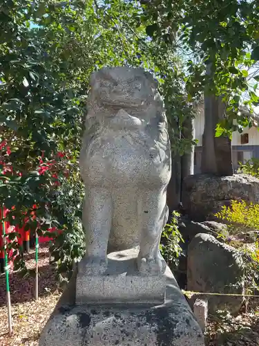 伊奴神社の狛犬