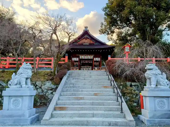 建勲神社の本殿・本堂
