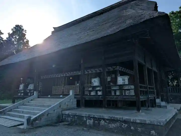天津神社の{uncategorized: "未分類", other: "その他", undefined: "問題あり", building: "その他建物", grave: "お墓", sacred_gate: "鳥居", guardian: "狛犬", statue: "像", buddha: "仏像", history: "歴史", nature: "自然", garden: "庭園", animal: "動物", pagoda: "塔", temizu: "手水舎", mountain_gate: "山門・神門", sanctuary: "本殿・本堂", subordinate: "末社・摂社", art: "芸術", scenery: "景色", jizo: "地蔵", ema: "絵馬", goshuin: "御朱印", omikuji: "おみくじ", items: "授与品その他", amulet: "お守り", goshuincho: "御朱印帳", eats: "食事", festival: "お祭り", votive_dance: "神楽", shichigosan: "七五三参", wedding: "結婚式", experience: "体験その他", initially: "初詣", around: "周辺", anti_infection: "感染症対策"}