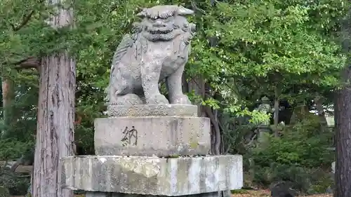 山部神社の狛犬