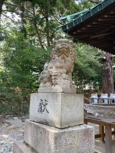 植田八幡神社の狛犬