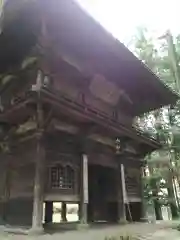 龍穏寺の山門