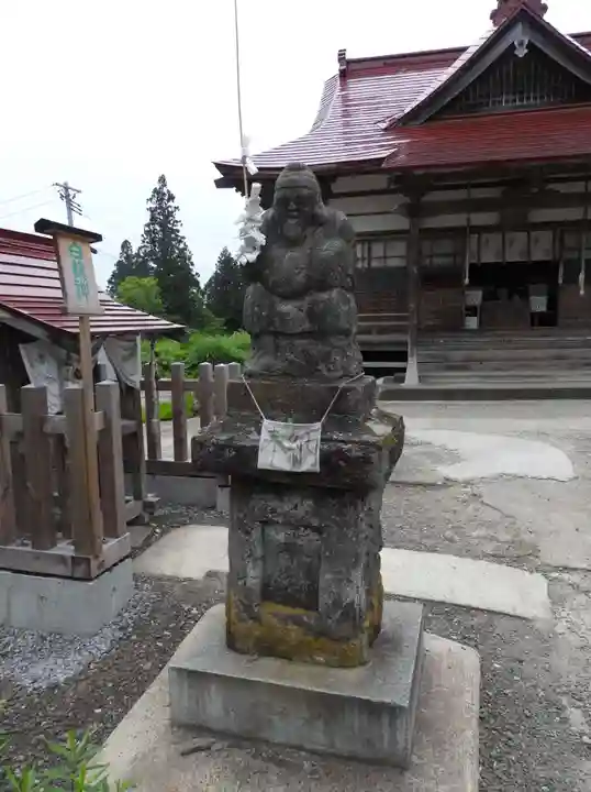 奥富士出雲神社の像