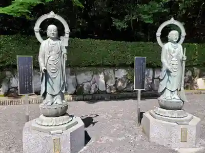 花山院菩提寺の地蔵