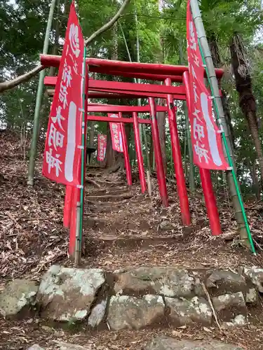 八王寺の鳥居