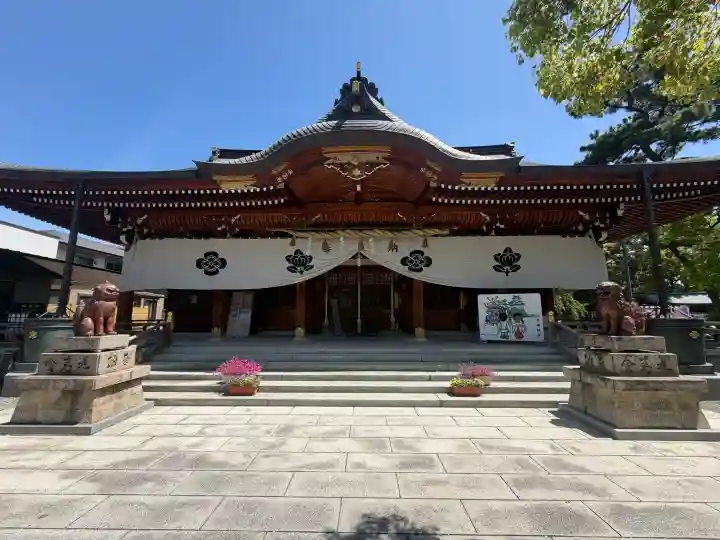 岸城神社の{uncategorized: "未分類", other: "その他", undefined: "問題あり", building: "その他建物", grave: "お墓", sacred_gate: "鳥居", guardian: "狛犬", statue: "像", buddha: "仏像", history: "歴史", nature: "自然", garden: "庭園", animal: "動物", pagoda: "塔", temizu: "手水舎", mountain_gate: "山門・神門", sanctuary: "本殿・本堂", subordinate: "末社・摂社", art: "芸術", scenery: "景色", jizo: "地蔵", ema: "絵馬", goshuin: "御朱印", omikuji: "おみくじ", items: "授与品その他", amulet: "お守り", goshuincho: "御朱印帳", eats: "食事", festival: "お祭り", votive_dance: "神楽", shichigosan: "七五三参", wedding: "結婚式", experience: "体験その他", initially: "初詣", around: "周辺", anti_infection: "感染症対策"}