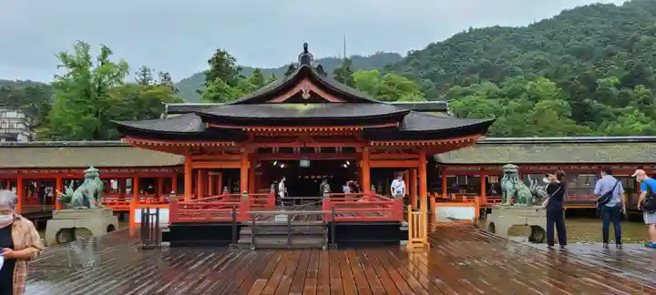 厳島神社(広島県)