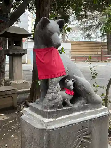 花園神社の狛犬