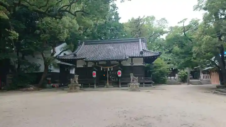 六甲八幡神社の本殿・本堂