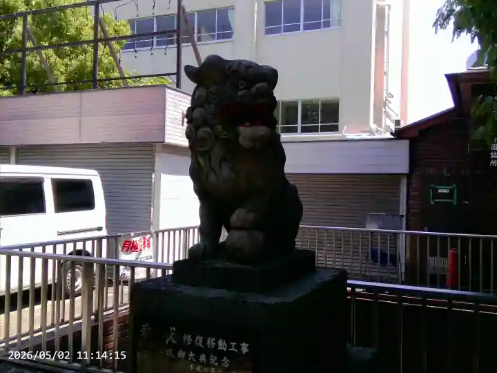 品川貴船神社の{uncategorized: "未分類", other: "その他", undefined: "問題あり", building: "その他建物", grave: "お墓", sacred_gate: "鳥居", guardian: "狛犬", statue: "像", buddha: "仏像", history: "歴史", nature: "自然", garden: "庭園", animal: "動物", pagoda: "塔", temizu: "手水舎", mountain_gate: "山門・神門", sanctuary: "本殿・本堂", subordinate: "末社・摂社", art: "芸術", scenery: "景色", jizo: "地蔵", ema: "絵馬", goshuin: "御朱印", omikuji: "おみくじ", items: "授与品その他", amulet: "お守り", goshuincho: "御朱印帳", eats: "食事", festival: "お祭り", votive_dance: "神楽", shichigosan: "七五三参", wedding: "結婚式", experience: "体験その他", initially: "初詣", around: "周辺", anti_infection: "感染症対策"}