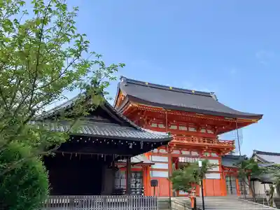 八坂神社(祇園さん)の山門・神門