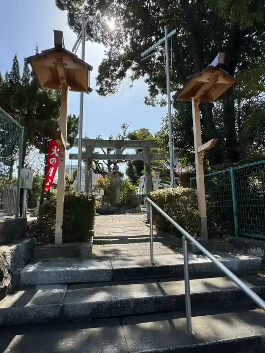 島田神社の{uncategorized: "未分類", other: "その他", undefined: "問題あり", building: "その他建物", grave: "お墓", sacred_gate: "鳥居", guardian: "狛犬", statue: "像", buddha: "仏像", history: "歴史", nature: "自然", garden: "庭園", animal: "動物", pagoda: "塔", temizu: "手水舎", mountain_gate: "山門・神門", sanctuary: "本殿・本堂", subordinate: "末社・摂社", art: "芸術", scenery: "景色", jizo: "地蔵", ema: "絵馬", goshuin: "御朱印", omikuji: "おみくじ", items: "授与品その他", amulet: "お守り", goshuincho: "御朱印帳", eats: "食事", festival: "お祭り", votive_dance: "神楽", shichigosan: "七五三参", wedding: "結婚式", experience: "体験その他", initially: "初詣", around: "周辺", anti_infection: "感染症対策"}