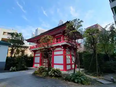成子天神社の山門・神門