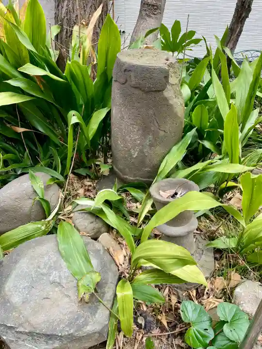 妙顕寺の{uncategorized: "未分類", other: "その他", undefined: "問題あり", building: "その他建物", grave: "お墓", sacred_gate: "鳥居", guardian: "狛犬", statue: "像", buddha: "仏像", history: "歴史", nature: "自然", garden: "庭園", animal: "動物", pagoda: "塔", temizu: "手水舎", mountain_gate: "山門・神門", sanctuary: "本殿・本堂", subordinate: "末社・摂社", art: "芸術", scenery: "景色", jizo: "地蔵", ema: "絵馬", goshuin: "御朱印", omikuji: "おみくじ", items: "授与品その他", amulet: "お守り", goshuincho: "御朱印帳", eats: "食事", festival: "お祭り", votive_dance: "神楽", shichigosan: "七五三参", wedding: "結婚式", experience: "体験その他", initially: "初詣", around: "周辺", anti_infection: "感染症対策"}