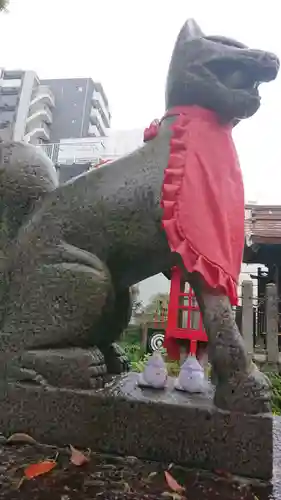 三輪神社の狛犬