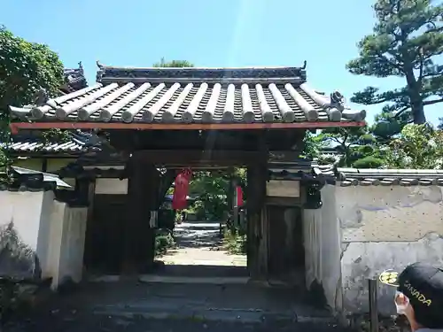 善名称院（真田庵）の山門